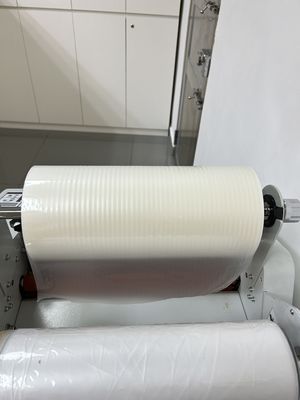 अच्छी कीमत मुद्रण और पैकेजिंग के लिए उच्च पारदर्शिता BOPP सुरक्षात्मक फिल्म ऑनलाइन