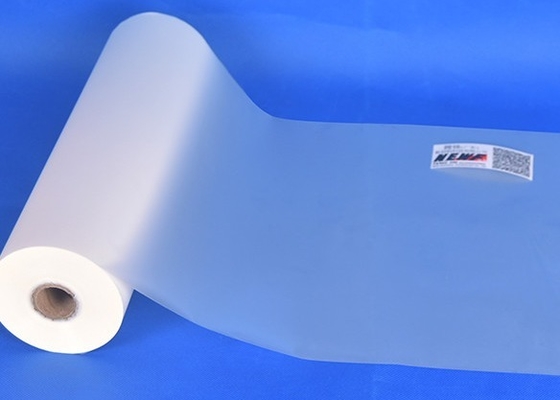 अच्छी कीमत ब्लैक वेल्वेट BOPP थर्मल लैमिनेशन फिल्म 1 इंच पेपर कोर के साथ उपहार बक्से के लिए स्ट्रेच अनुप्रयोगों के लिए ऑनलाइन